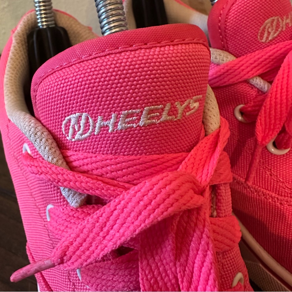 Hot Pink Heelys Launch Wheeled Shoes - Picture 4 of 9